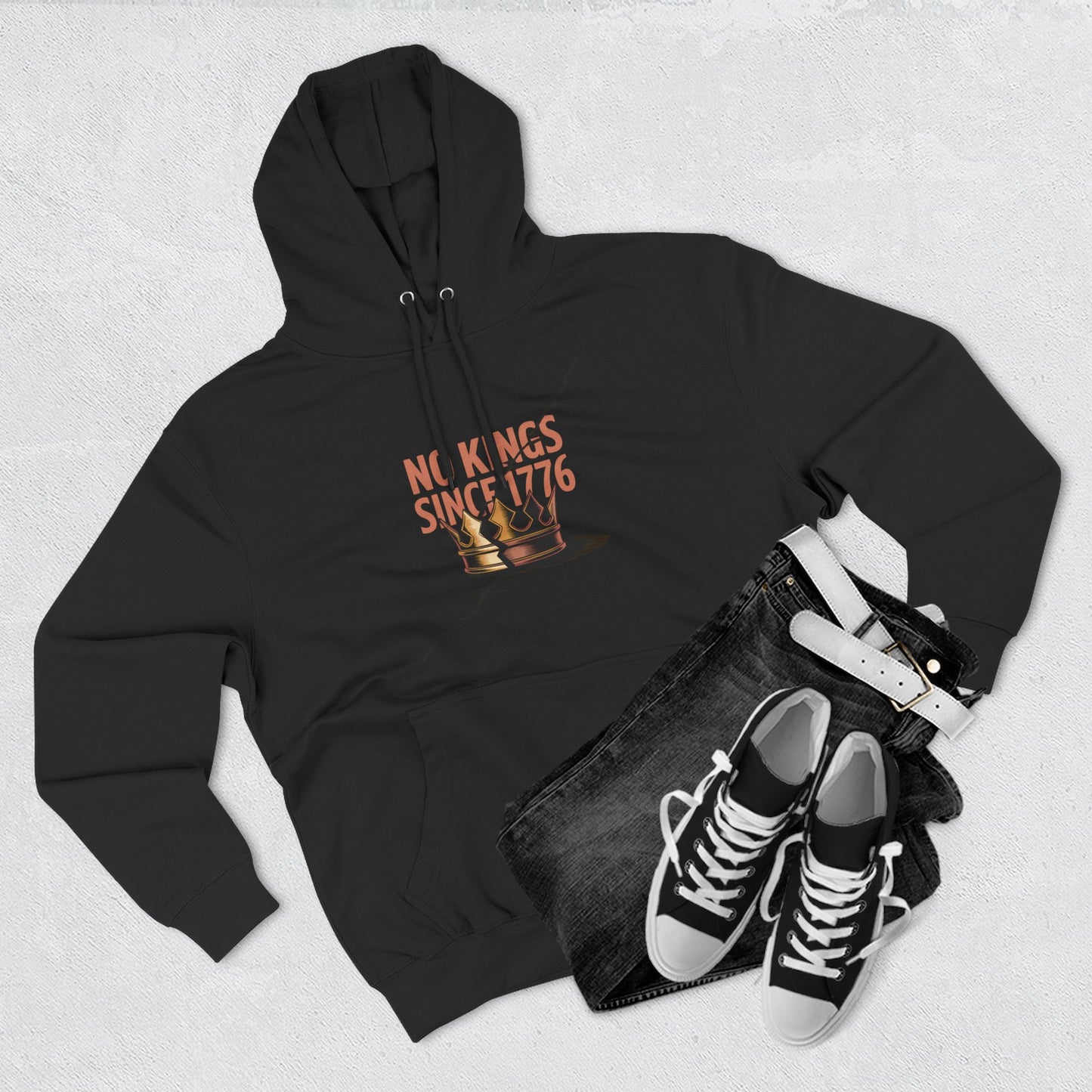 Three-Panel Fleece Hoodie – No Kings Since 1776, Cozy Sweatshirt for Chess Lovers, Casual Wear, Gift for History Buffs, Perfect for Fall