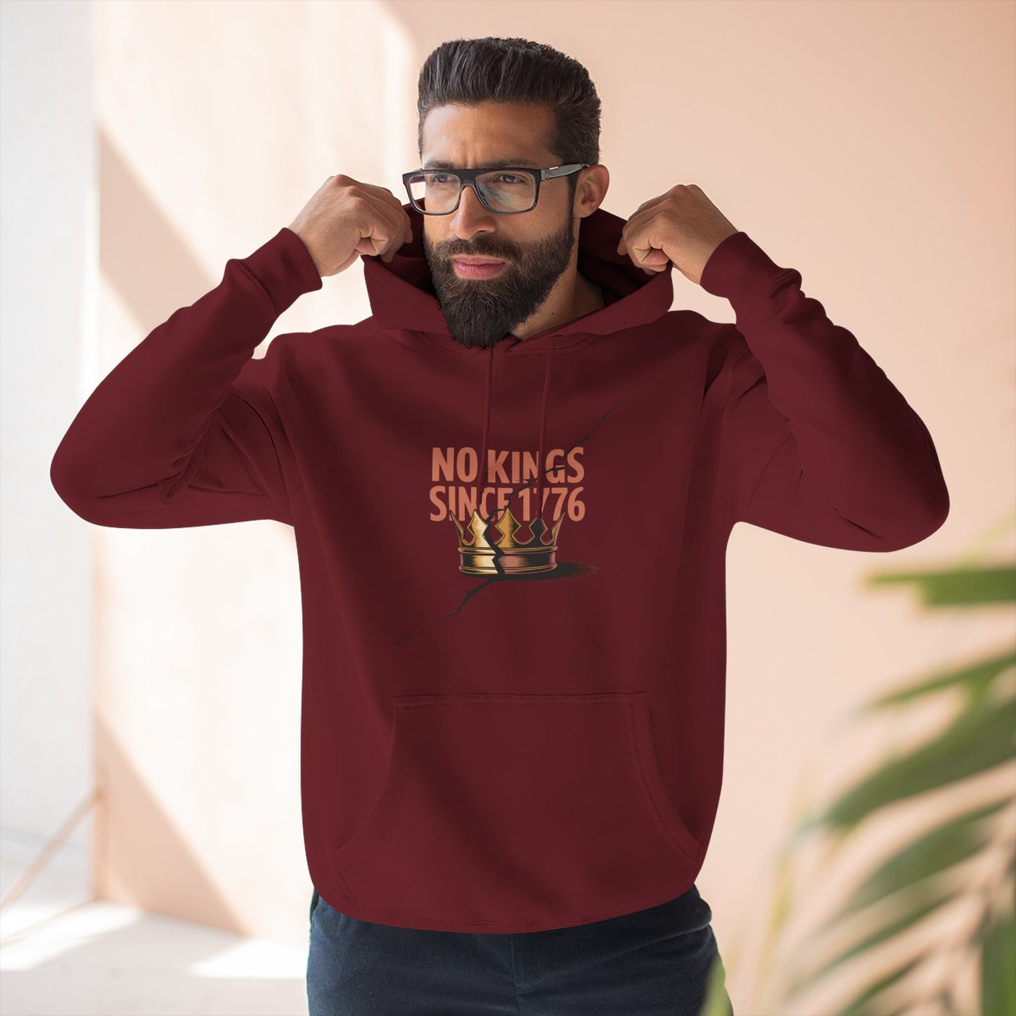 Three-Panel Fleece Hoodie – No Kings Since 1776, Cozy Sweatshirt for Chess Lovers, Casual Wear, Gift for History Buffs, Perfect for Fall