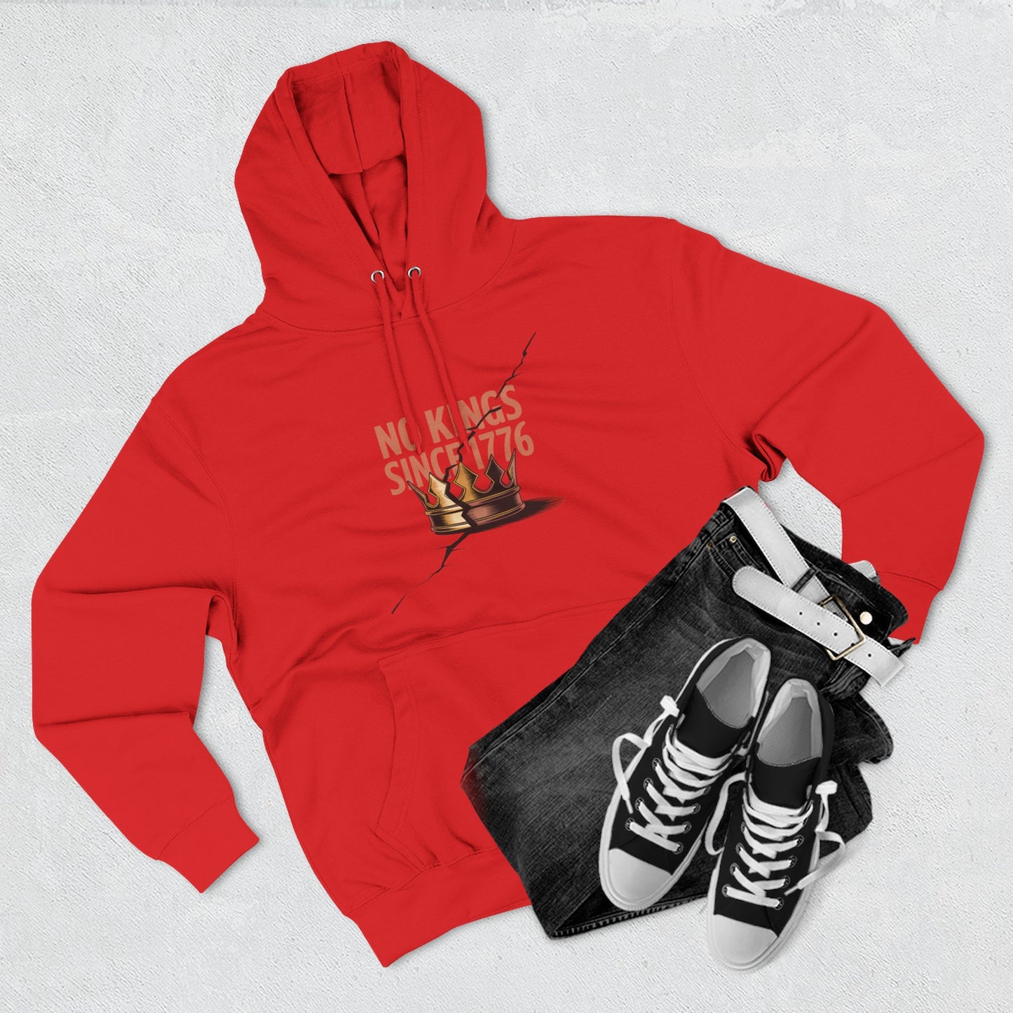 Three-Panel Fleece Hoodie – No Kings Since 1776, Cozy Sweatshirt for Chess Lovers, Casual Wear, Gift for History Buffs, Perfect for Fall
